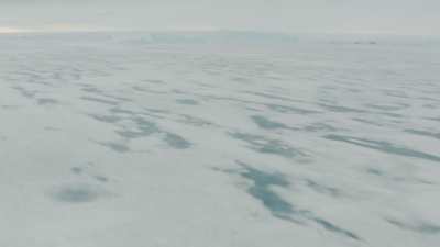 Flying over ice and arrival on top of the Dumont D'Urville Base