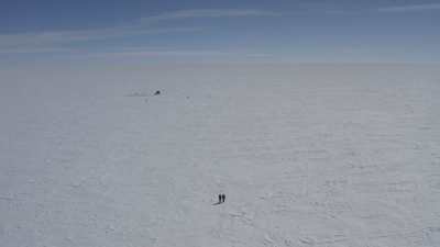 Day scientific expedition at 25km out of Concordia