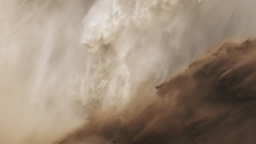 Spectaculaire lâcher des eaux du barrage de Xiaolangdi