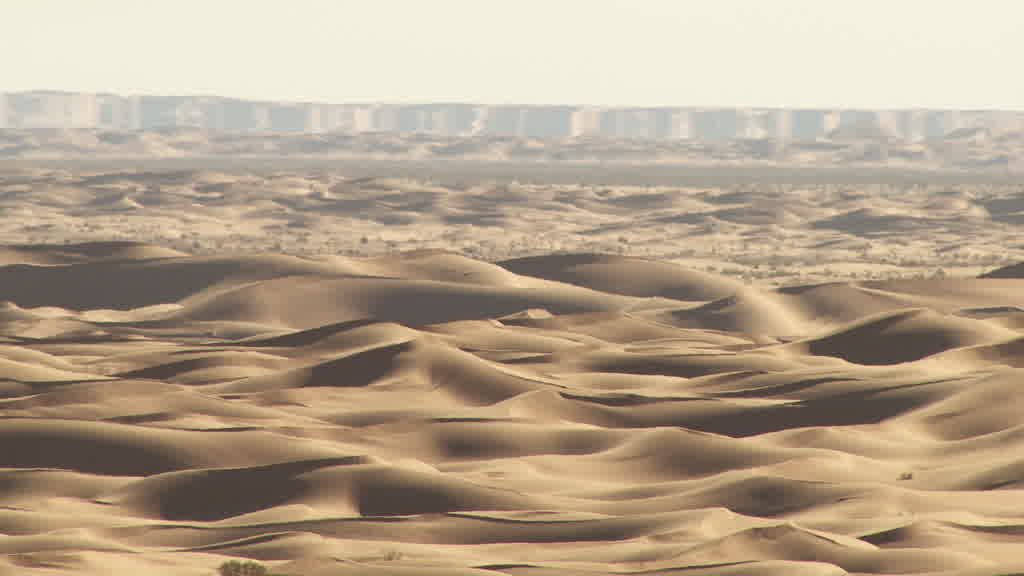 Un mirage (Fata Morgana) dans le Sahara