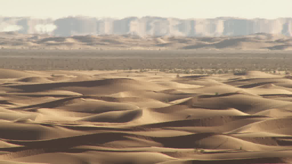 Un mirage (Fata Morgana) dans le Sahara