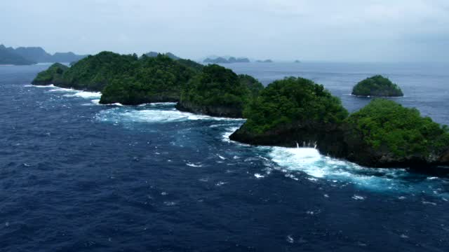 Pulau Wayag, isolated archipelago of Raja Ampat