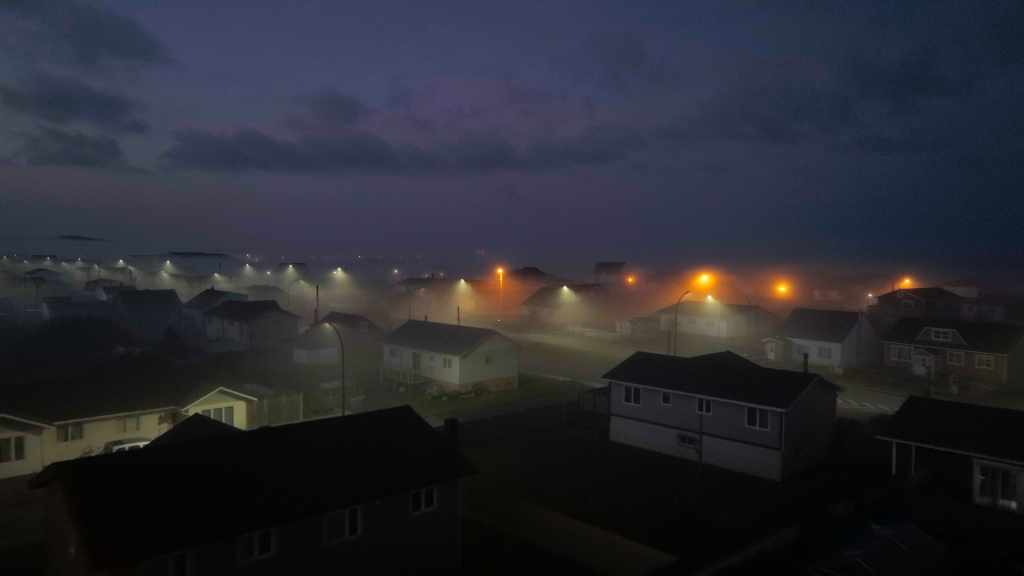 Miquelon dans la brume du petit matin