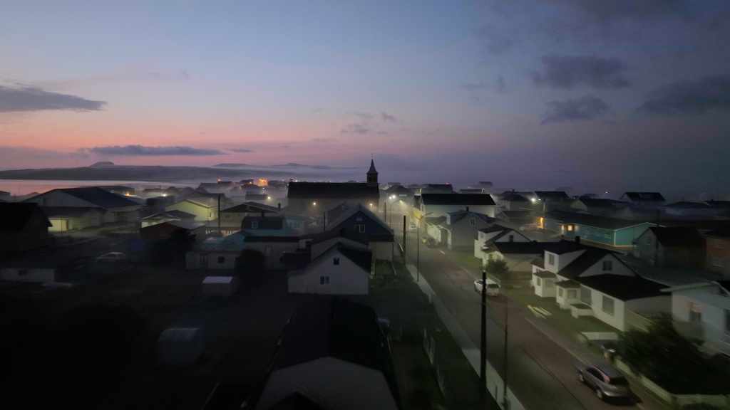 Miquelon dans la brume du petit matin