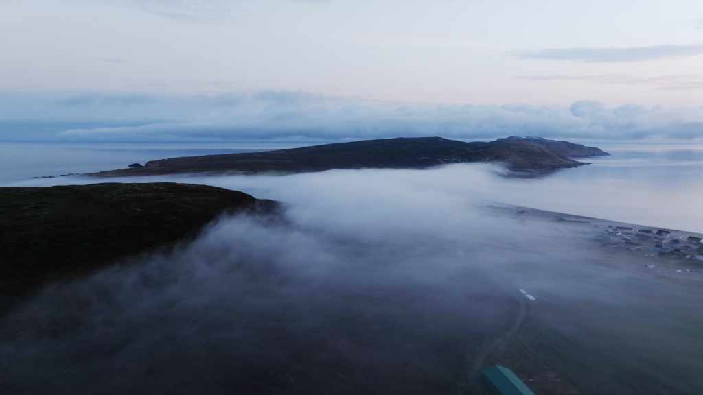 Miquelon dans la brume du petit matin