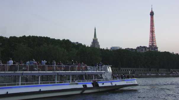 Paris Eiffel Tower long rushes