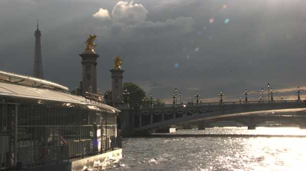 Paris Eiffel Tower long rushes