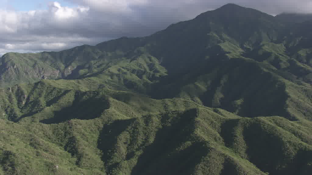 Collines entre Haiti et la République Dominicaine